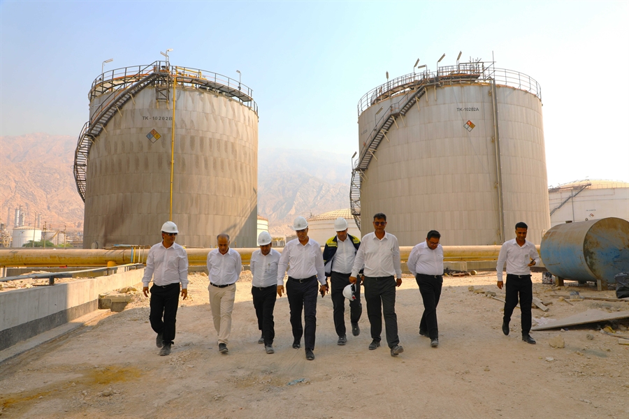 بازدید سرپرست شرکت مخازن سبز پتروشیمی عسلویه از پروژه‌های در حال ساخت