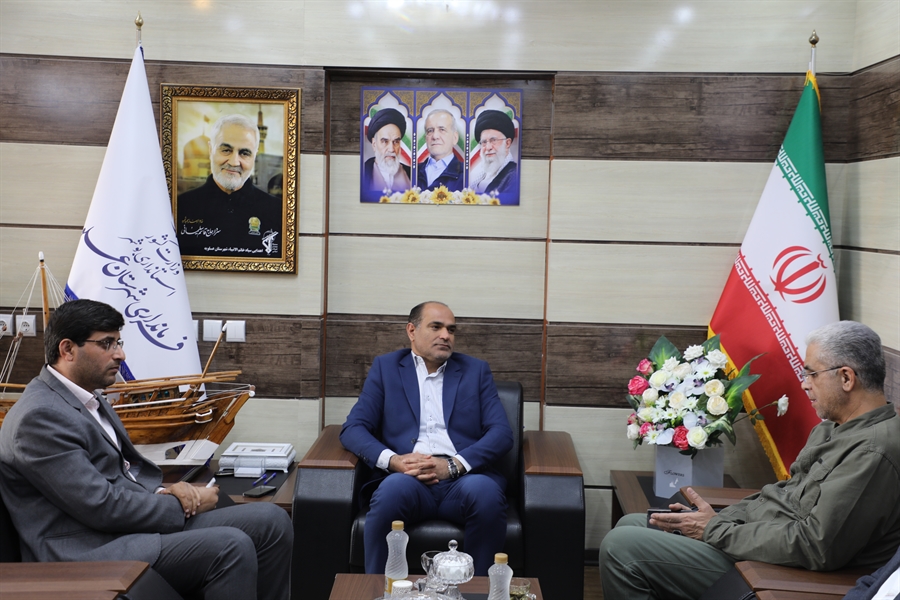 دیدار مهندس انصاری سرپرست شرکت مخازن سبز با فرماندار شهرستان عسلویه