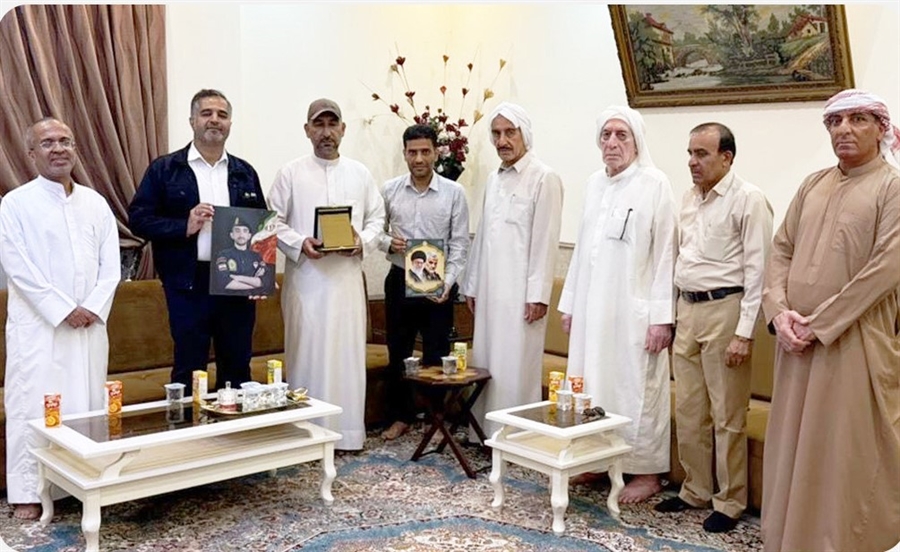 مدیرعامل شرکت مخازن سبز پتروشیمی عسلویه، از خانواده‌های معظم شهدای شهرستان عسلویه تجلیل کرد