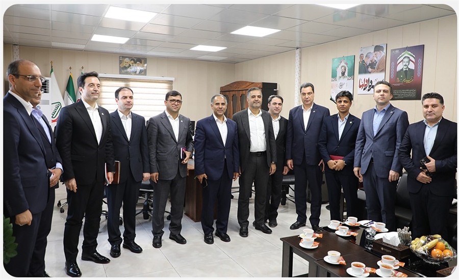 دیدار دکتر هادی اخلاقی، مدیرعامل بانک تجارت با دکتر کمالی، مدیرعامل شرکت مخازن سبز پتروشیمی عسلویه